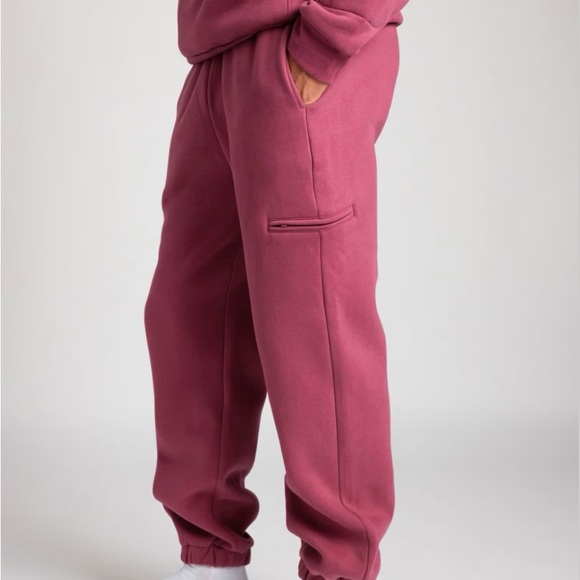 Comfrt Airplane Mode Travel Hoody and Sweatpants - Picture 5 of 5